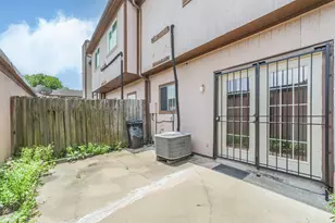 12500 Brookglade Cir, Houston, TX 77099 - Photo 27