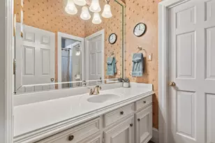 14 Highland Cir, The Woodlands, TX 77381 - Photo 35