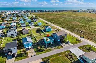 16721 Henry Morgan Rd, Jamaica Beach, TX 77554 - Photo 21