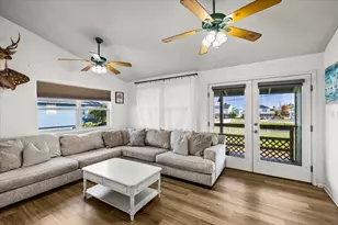 16721 Henry Morgan Rd, Jamaica Beach, TX 77554 - Photo 7