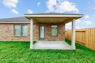 7711 Skiron Ln, Baytown, TX 77523 - Photo 27