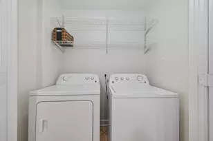 723 Worthshire St, Houston, TX 77008 - Photo 11