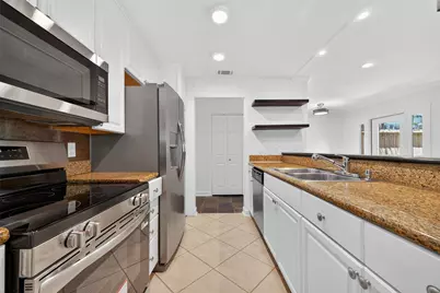 723 Worthshire Street, Houston, TX 77008 - Photo 13