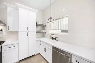 317 Sikes St, Houston, TX 77018 - Photo 5
