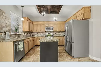1927 Pinewood Court, Baytown, TX 77521 - Photo 11