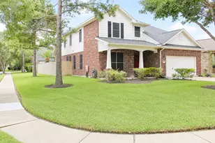 2814 Silver Bend Ln, Rosharon, TX 77583 - Photo 3