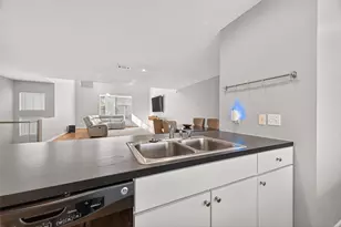 6911 Yellowstone Way Dr, Houston, TX 77054 - Photo 13