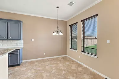 293 W Bend Drive, League City, TX 77573 - Photo 9