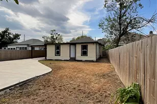 2206 Stevens St, Houston, TX 77026 - Photo 29