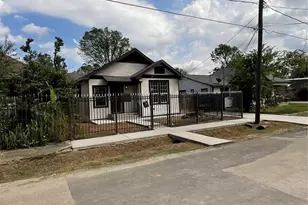 2206 Stevens St, Houston, TX 77026 - Photo 3