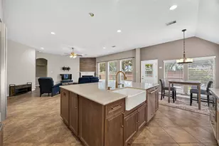 2712 Green Mountain Dr, Pearland, TX 77584 - Photo 15
