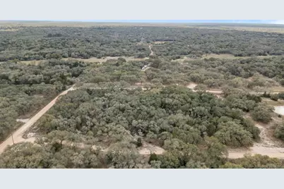 516 County Road 120, Hallettsville, TX 77964 - Photo 5