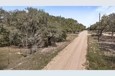 516 County Road 120, Hallettsville, TX 77964 - Photo 17