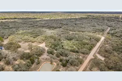 516 County Road 120, Hallettsville, TX 77964 - Photo 9