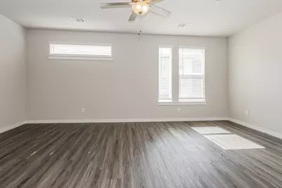 18322 W Centro Circle, Shenandoah, TX 77385 - Photo 3