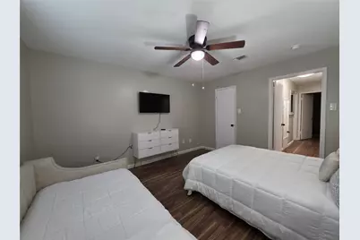12967 Trail Hollow Drive #A, Houston, TX 77079 - Photo 27