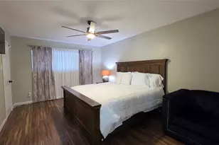 12967 Trail Hollow Dr, Houston, TX 77079 - Photo 25