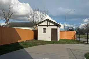 8321 Coma St, Houston, TX 77051 - Photo 5