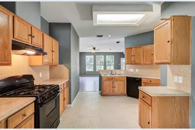 18518 Alemarble Oak Street, Cypress, TX 77429 - Photo 5