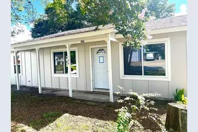 104 N Peach Street, Tomball, TX 77375 - Photo 3