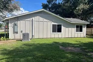 104 N Peach St, Tomball, TX 77375 - Photo 19