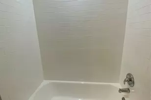 104 N Peach St, Tomball, TX 77375 - Photo 15