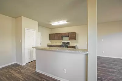 9718 Caprice Court, Houston, TX 77044 - Photo 5