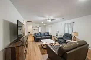 17118 Quaking Aspen Ln, New Caney, TX 77357 - Photo 7