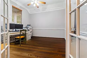 1603 Fairview Dr, Sugar Land, TX 77479 - Photo 9