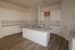 1329 Blue Moon Ln, La Marque, TX 77568 - Photo 5