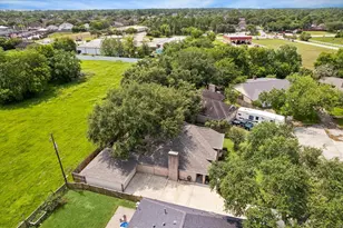 3607 Blue Wing Dr, Dickinson, TX 77539 - Photo 7