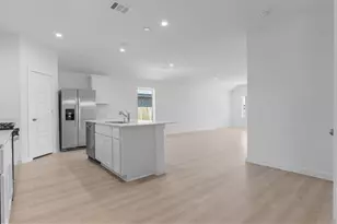 1242 Sandy Shore Ln, Iowa Colony, TX 77583 - Photo 3