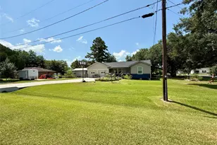 317 Crews Way, West Columbia, TX 77486 - Photo 21