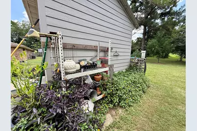 317 Crews Way, West Columbia, TX 77486 - Photo 45
