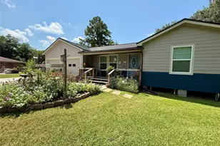 317 Crews Way, West Columbia, TX 77486 - Photo 29