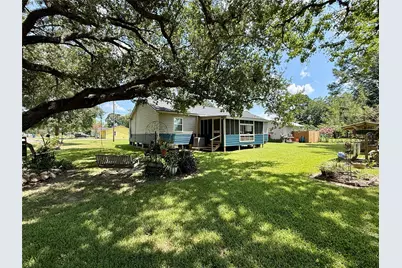 317 Crews Way, West Columbia, TX 77486 - Photo 35