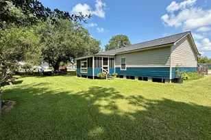 317 Crews Way, West Columbia, TX 77486 - Photo 31