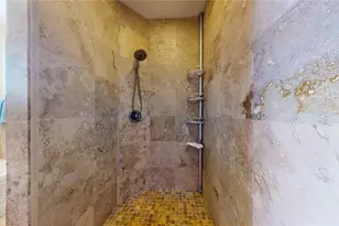 942 Kent, Crystal Beach, TX 77650 - Photo 41