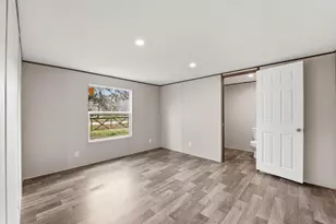 143 Co Rd 2414, Hull, TX 77564 - Photo 11