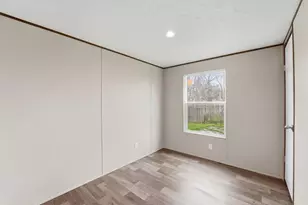 143 Co Rd 2414, Hull, TX 77564 - Photo 15