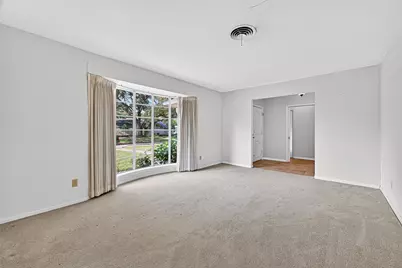 5507 Valkeith Drive, Houston, TX 77096 - Photo 9