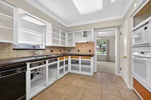 5507 Valkeith Dr, Houston, TX 77096 - Photo 17