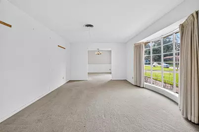 5507 Valkeith Drive, Houston, TX 77096 - Photo 7