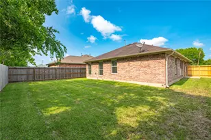 4131 Country Club Dr, Dickinson, TX 77539 - Photo 9