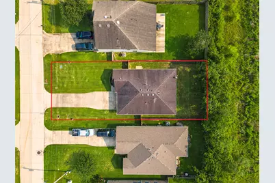 4131 Country Club Drive, Dickinson, TX 77539 - Photo 3