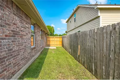 4131 Country Club Drive, Dickinson, TX 77539 - Photo 23