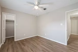 4131 Country Club Dr, Dickinson, TX 77539 - Photo 31