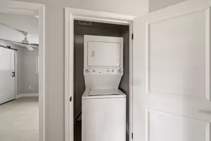 5927 Easter St, Houston, TX 77091 - Photo 9