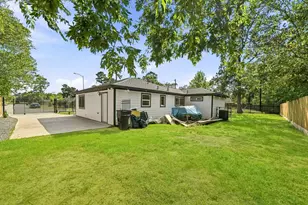 5927 Easter St, Houston, TX 77091 - Photo 11