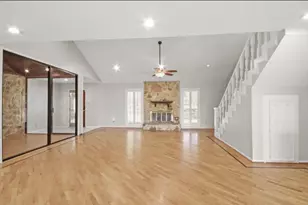 1134 Chestnut Ridge Rd, Houston, TX 77339 - Photo 11